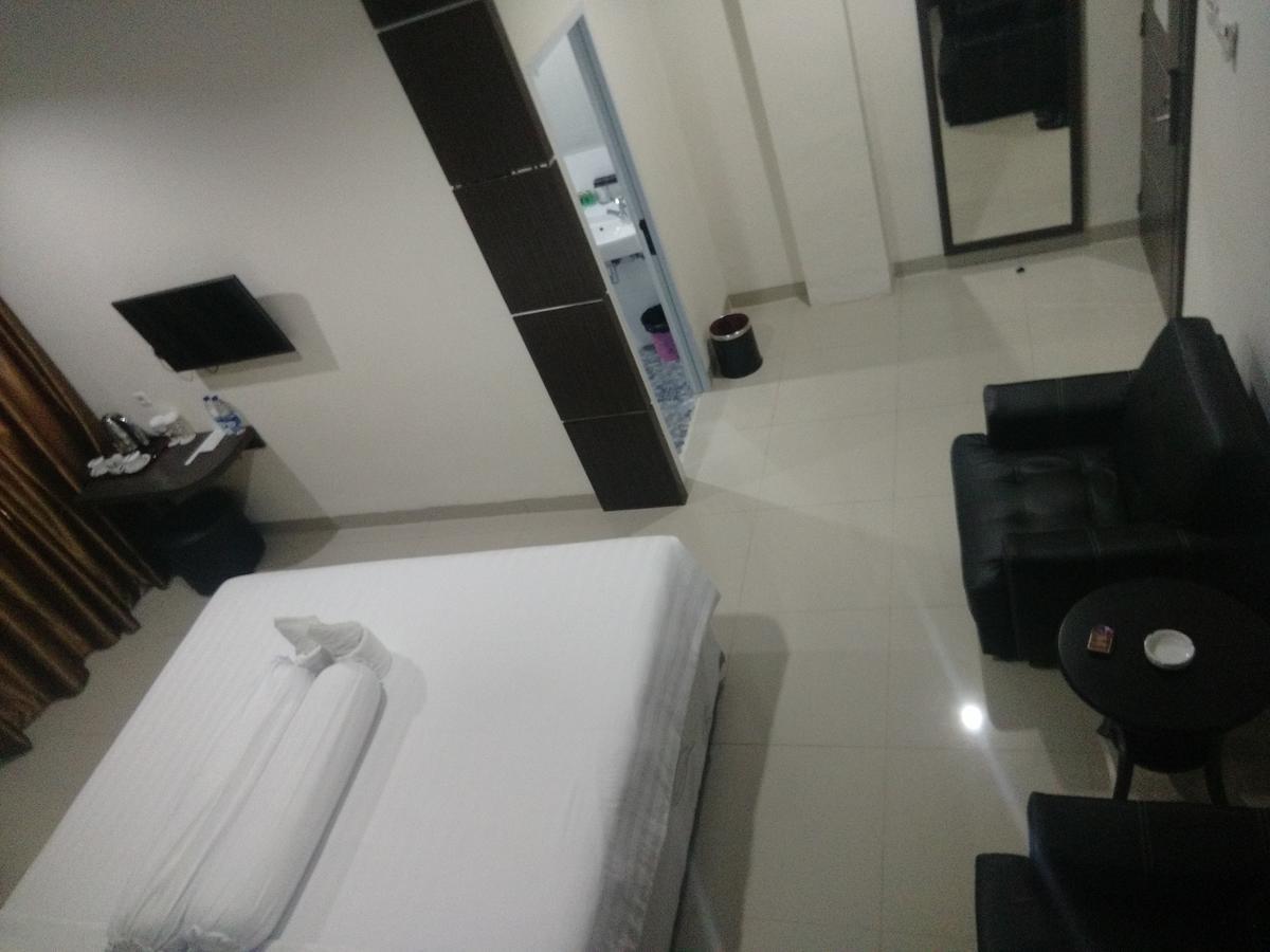Grand Indobaru Hotel Selatpanjang Luaran gambar