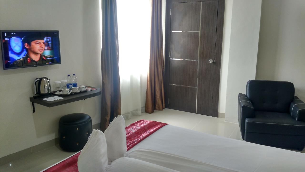 Grand Indobaru Hotel Selatpanjang Luaran gambar