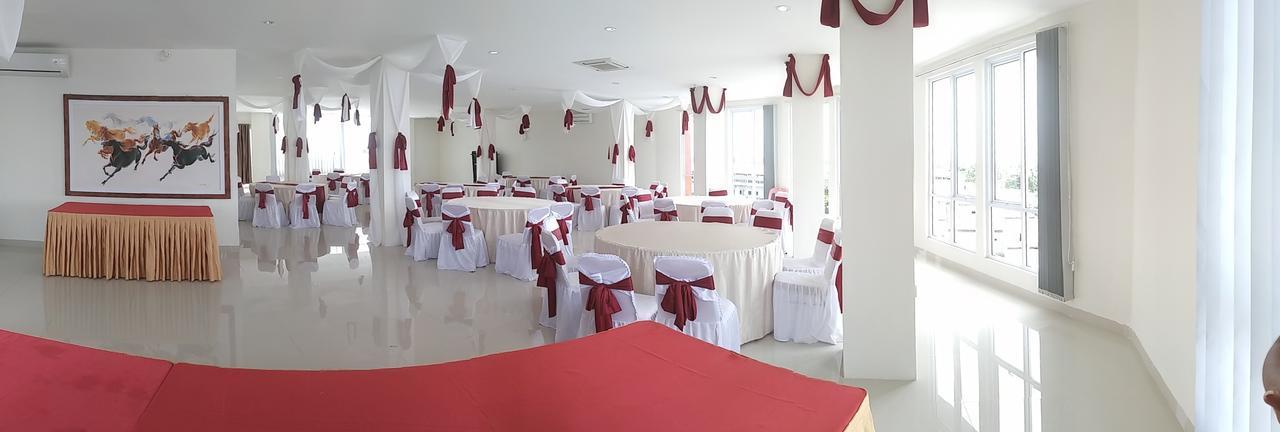 Grand Indobaru Hotel Selatpanjang Luaran gambar